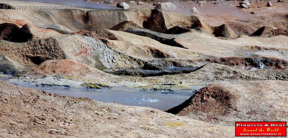 BOLIVIA 2 - Geyser Sol de Manana - 02.jpg